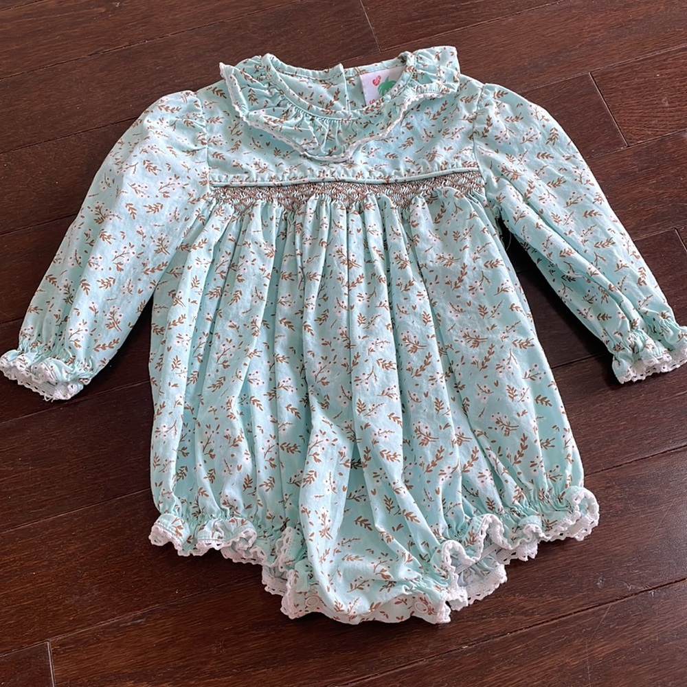 Smocked bubble